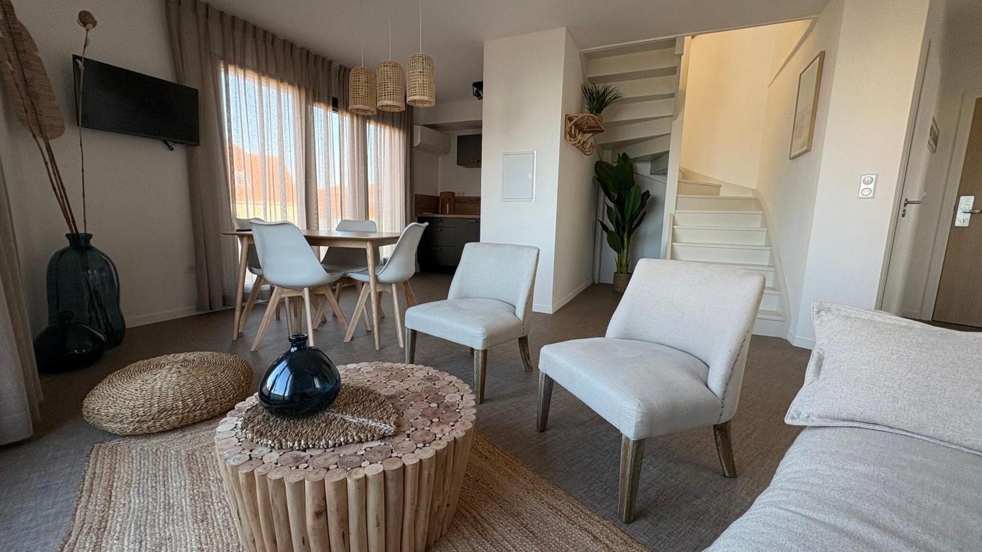 Hotel Logis-De La Baie De&Wisant酒店