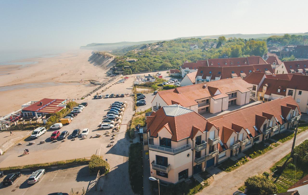 Hotel Logis-De La Baie De&Wisant酒店